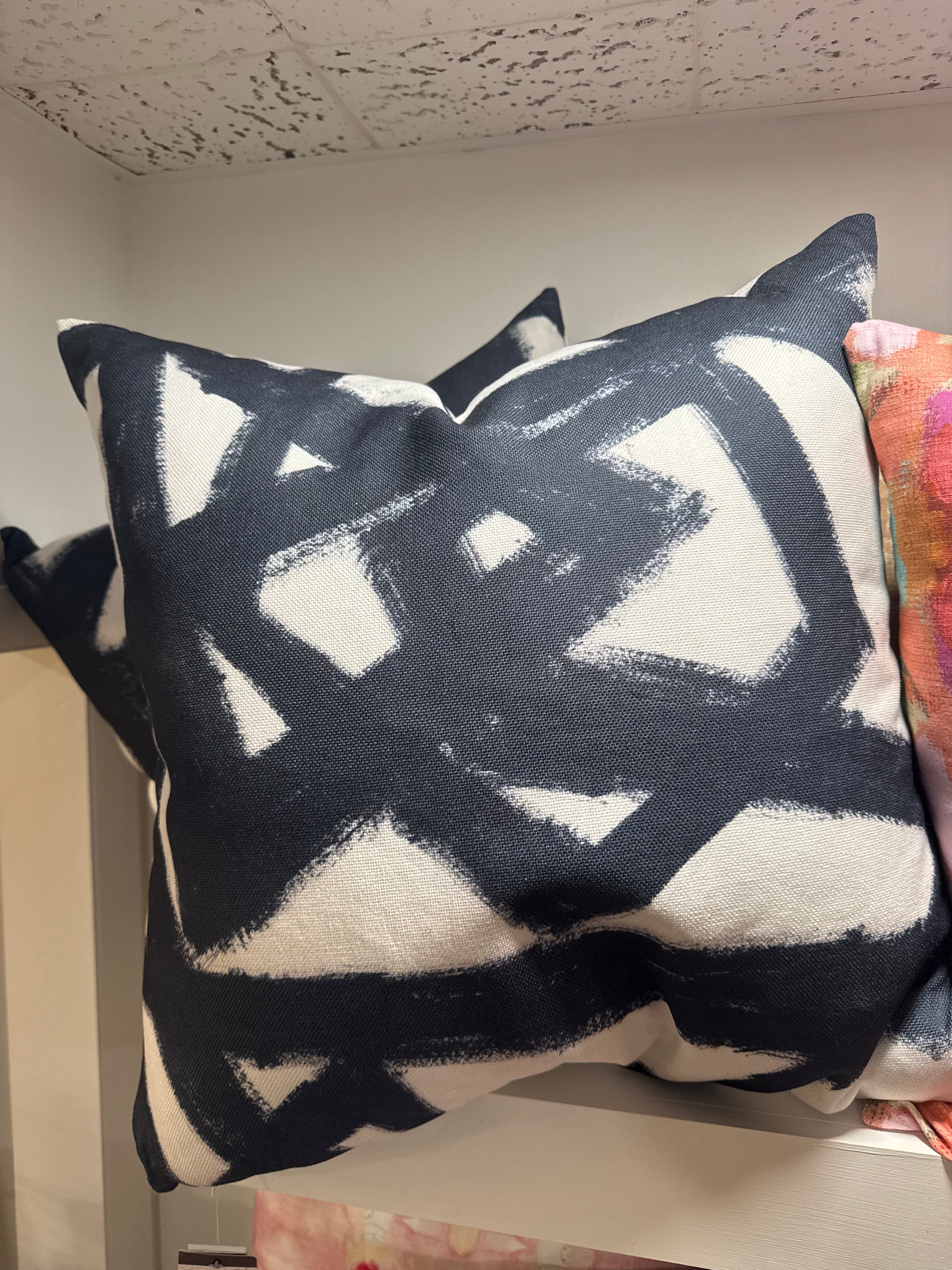 Navy and White Indoor Pillow Set