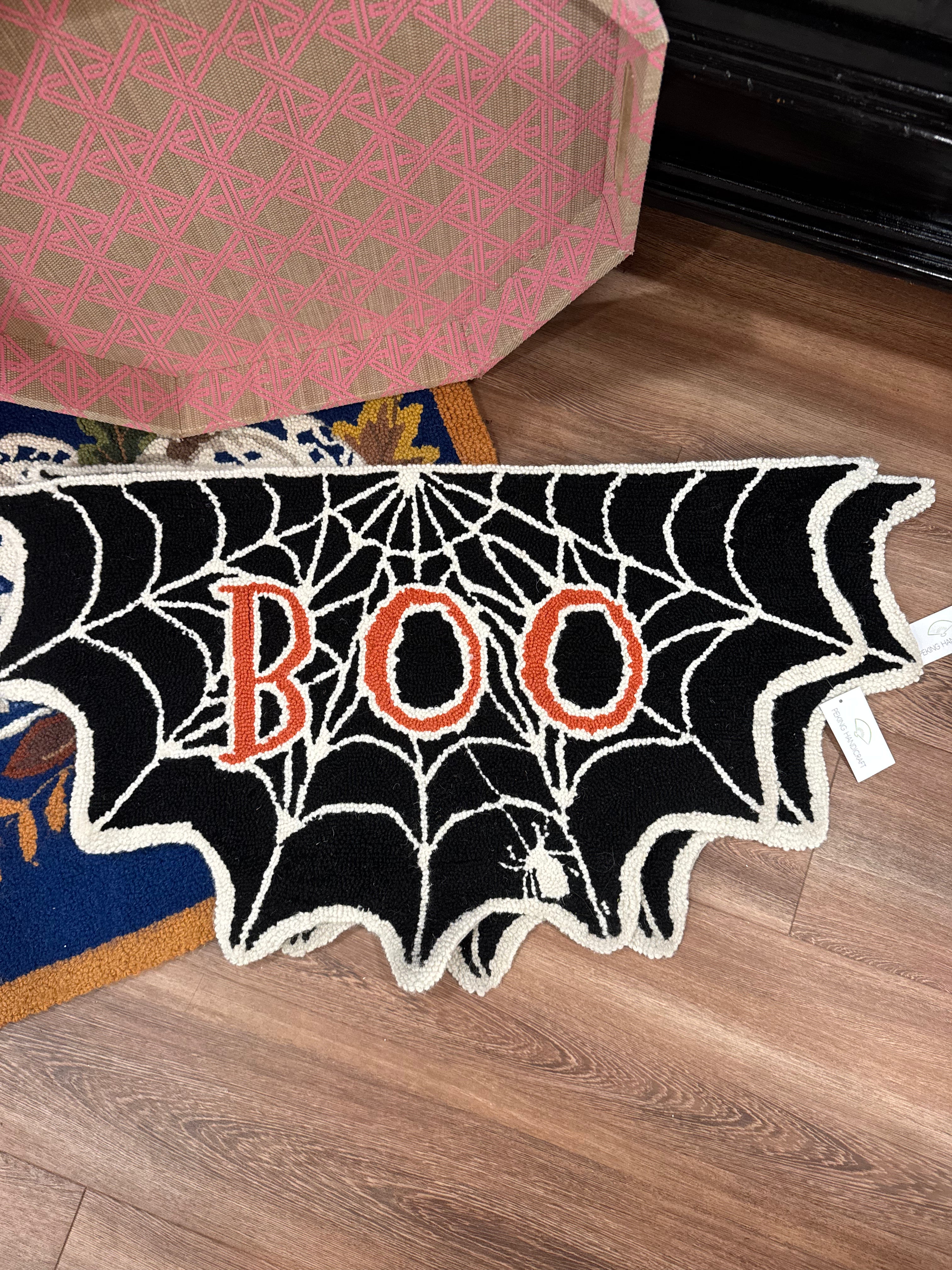 "Boo" rug